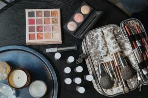 Makeup Brush Set in Case, cosmetic cream and other beauty dupes